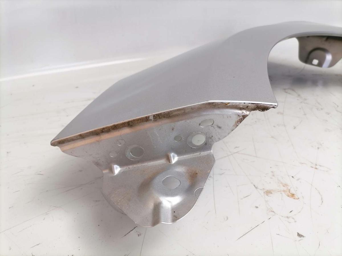 Ford Fiesta MK7 original Kotflügel vorn links Polar Silber Metallic Bj.2018
